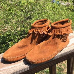 Minnetonka fringe moccasins